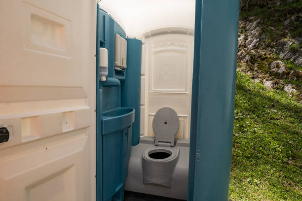 Best Emergency porta potty rental  in Grass Lake, MI